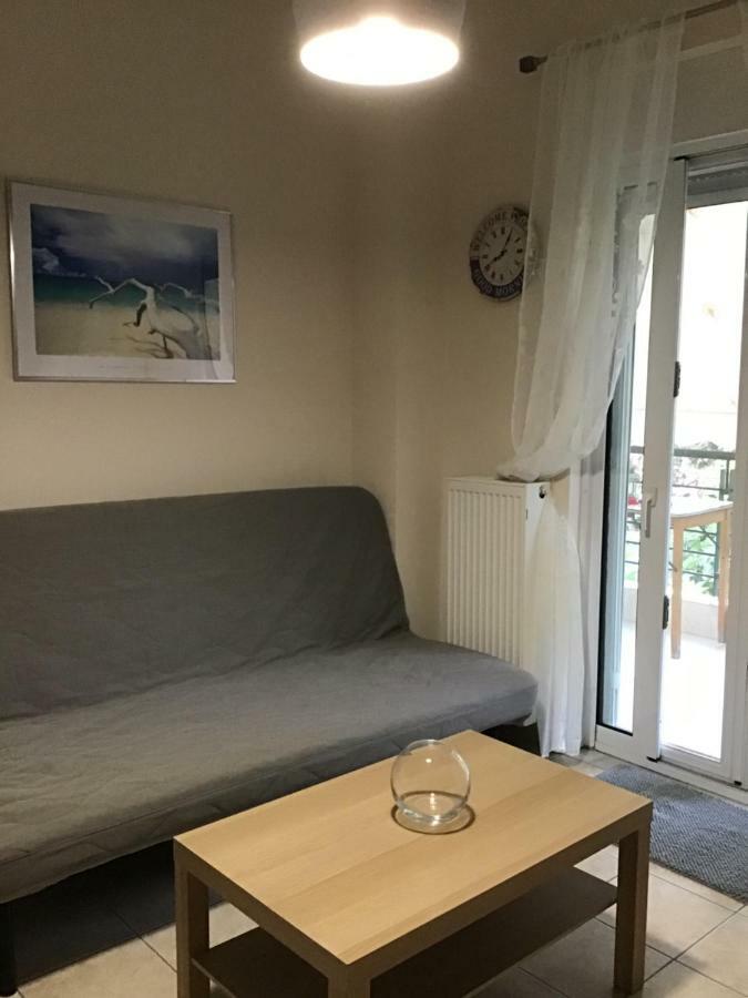 Ourania'S Apartments 卡梅纳维洛拉 外观 照片