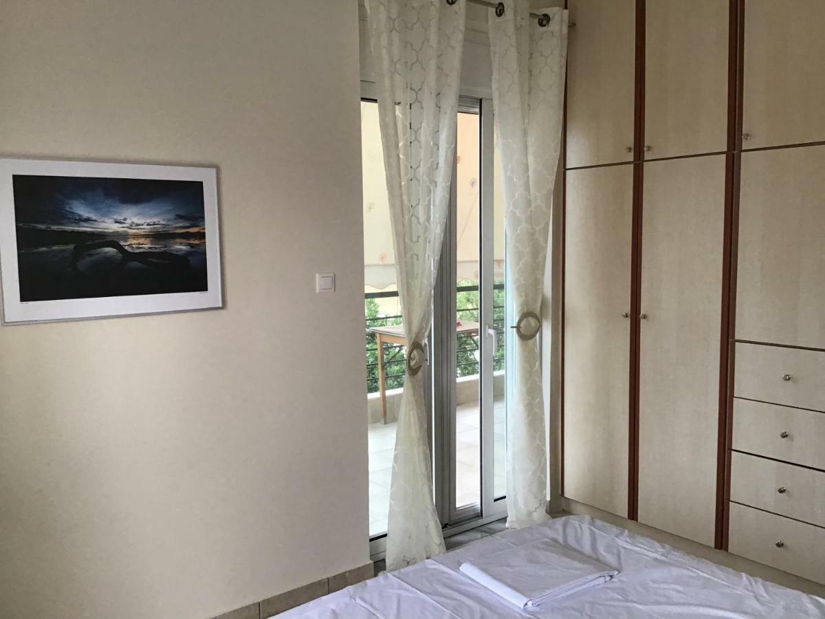 Ourania'S Apartments 卡梅纳维洛拉 外观 照片