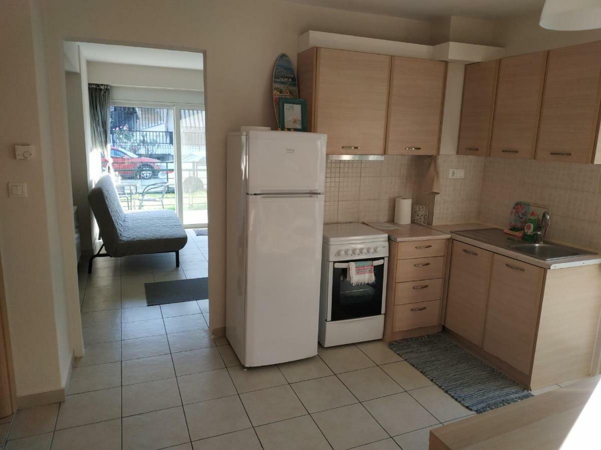Ourania'S Apartments 卡梅纳维洛拉 外观 照片